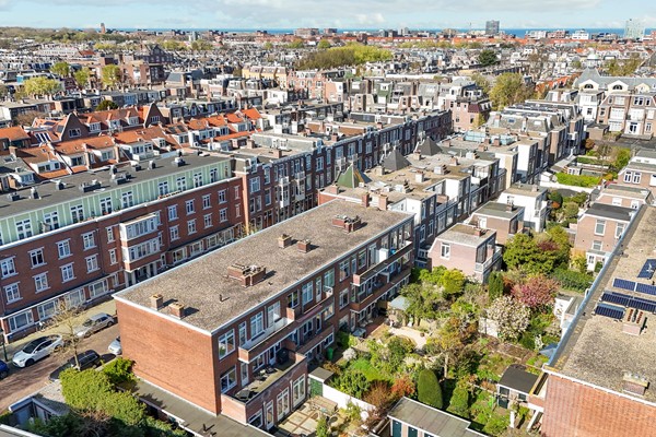 Medium property photo - Van Weede Van Dijkveldstraat 13B, 2582 KP Den Haag